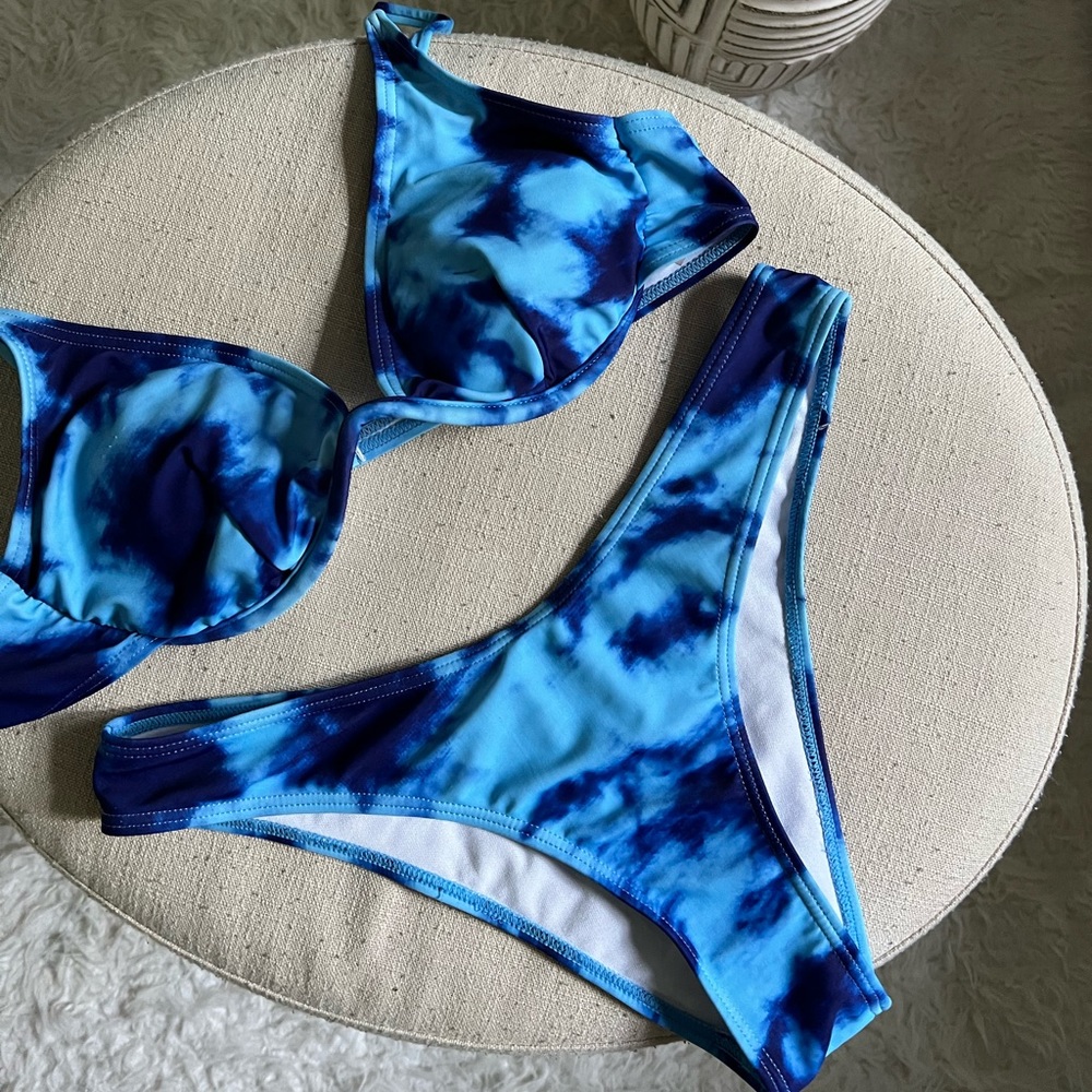 Shein tie dye blue bikini, L